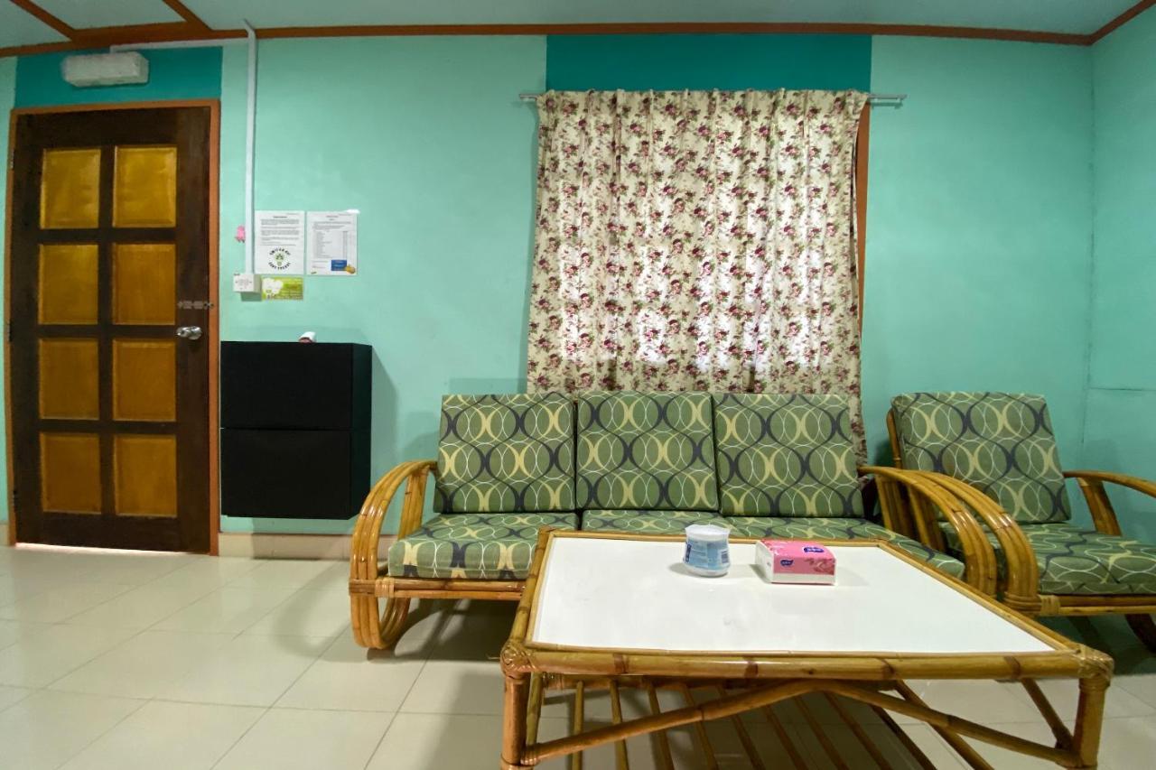 Oyo Home 90286 Yuna Bamboo Rest & Stay Ranau Exterior photo